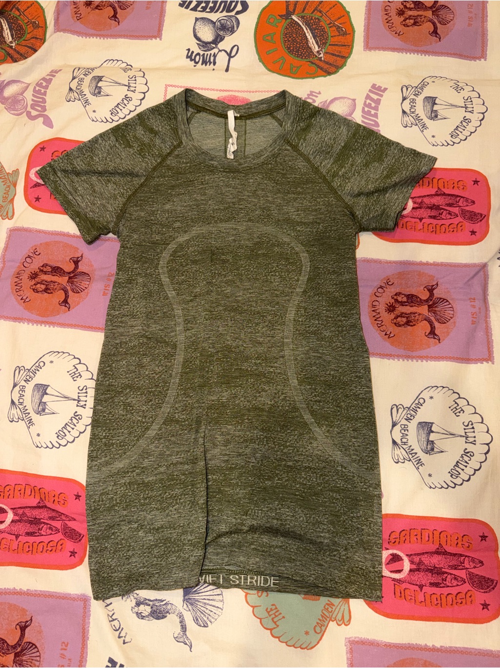 Lululemon Athletica Short Sleeve Seamless Heathered Gray Tee
